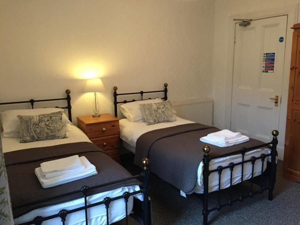 The Courie Hotel